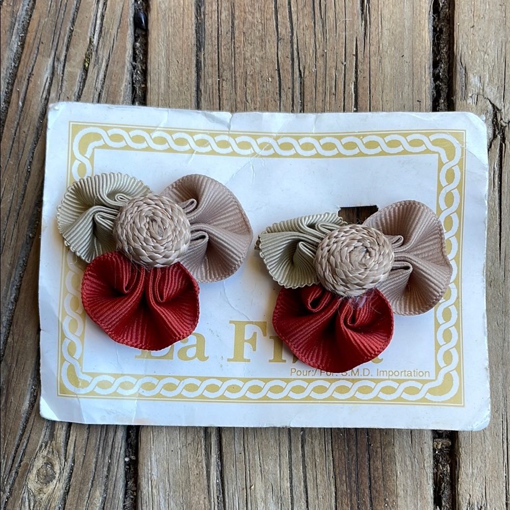 Vintage burnt umber and  Tan shoe bows